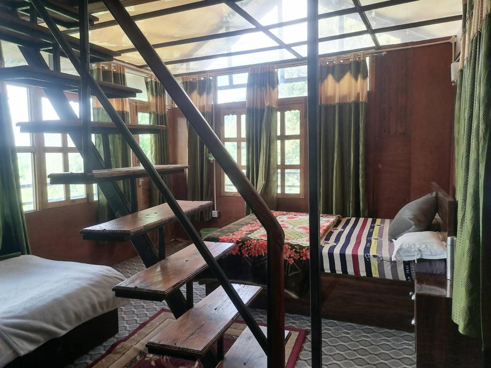 Jungle Crown Organic Homestay Nagarkot Luaran gambar